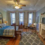Irving Manor